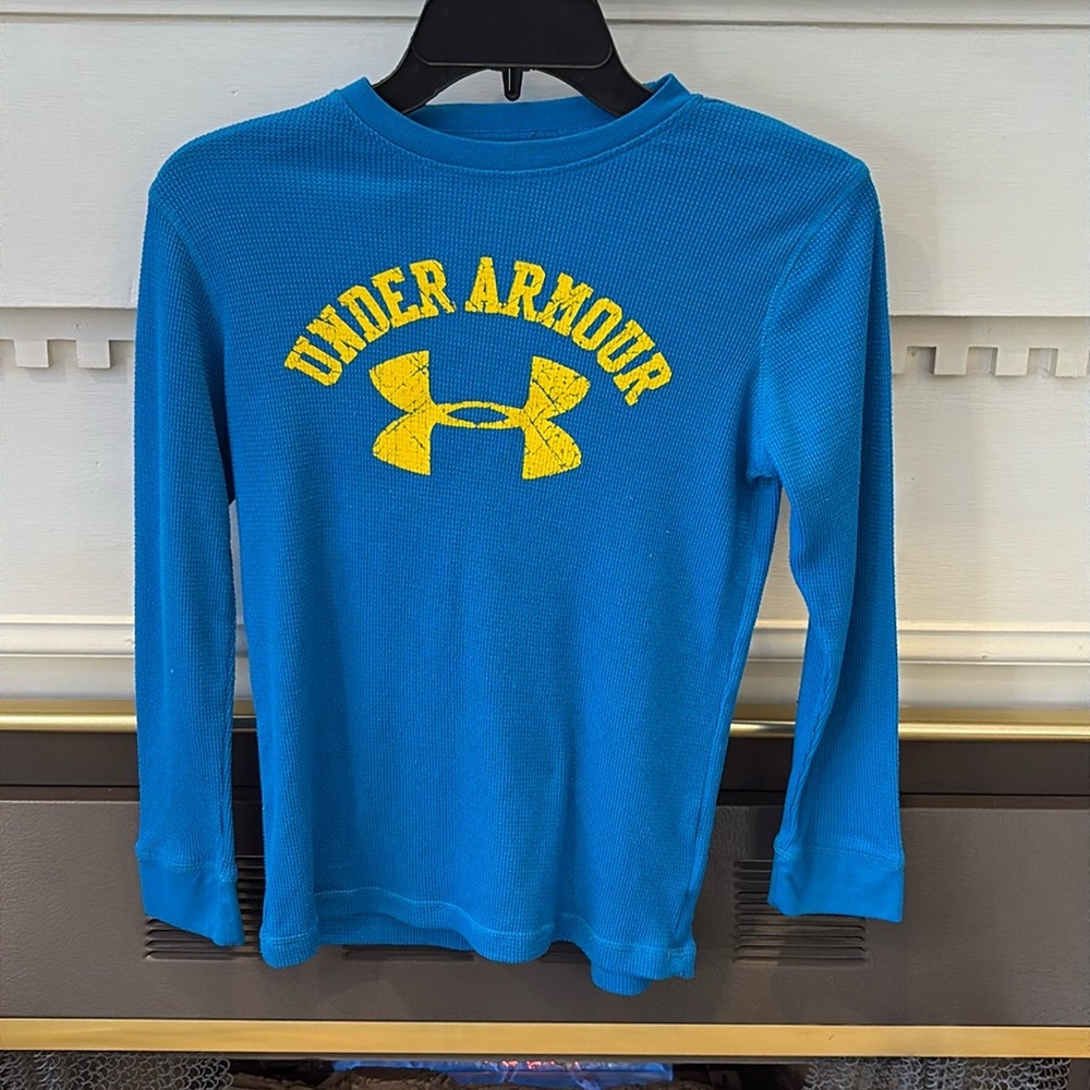 UNDER ARMOUR BOYS M